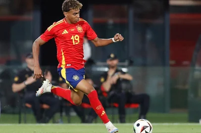 Lamine Yamal é a promessa da seleção espanhola.