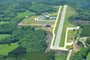 Condomínio aeronáutico em Flores da Cunha oferece pista para pousos e decolagens que chegam com donativos à Serra<!-- NICAID(15758321) -->