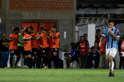 Ijuí, RS, Brasil, 28/02/2024 - Recopa Gaúcha entre São Luiz vs Grêmio, no Estádio 19 de Outubro. - Foto: Jefferson Botega/Agência RBS<!-- NICAID(15692380) -->