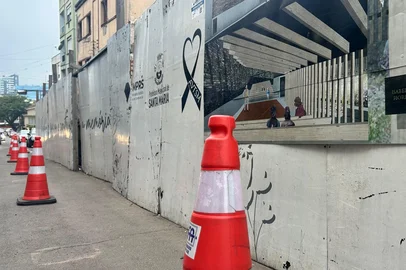 Obras do Memorial da Kiss estão paradas (10/7/2025)<!-- NICAID(16077493) -->