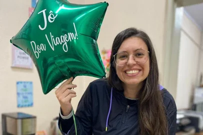 30 educadores brasileiros de mais de 20 Estados do país partirão para a Irlanda para participar de um programa especial de pós-graduação em liderança educacional, com bolsas financiadas por meio de uma parceria da Capes com a Mary Immaculate College (MIC). Dos 30 bolsistas atendidos pelo programa, uma é professora no Rio Grande do Sul. Joana Ludwig Araujo<!-- NICAID(15508839) -->