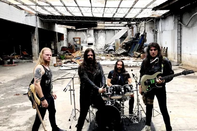 Os porto-alegrenses da Guepardo estão de volta a Caxias do Sul para um show imperdível no Sunday Rock Fest, que acontece neste domingo, 16 de fevereiro, no São Patrício Bar. A noite ainda contará com a abertura da banda Peter 27, garantindo um início eletrizante.<!-- NICAID(15973043) -->