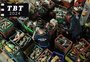 "Me impactou a ganância", relembra repórter que flagrou mercado lavando produtos da enchente para venda