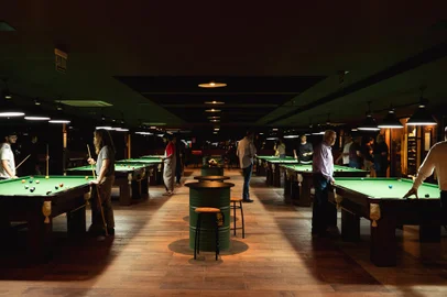 Pub Snooker Tigre, novo bar de sinuca de Porto Alegre, do empresário Valdemir Linhares da Silva.<!-- NICAID(15571886) -->
