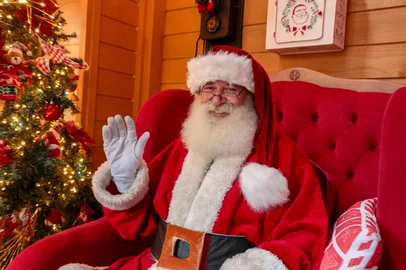 Morre Júlio Rodrigues, homem que interpretou o Papai Noel do Natal Luz por 26 anos<!-- NICAID(16287565) -->