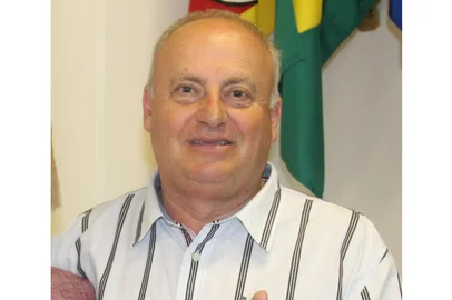 Morre ex-prefeito de Veranópolis, Elcio Siviero, aos 76 anos.<!-- NICAID(16246773) -->