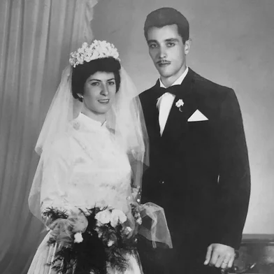 Familiares e amigos prestam nesta quarta-feira (18) mais uma homenagem ao senhor Delamar Remy Prux, falecido em 18 de novembro, aos 88 anos. A missa de 30º dia de falecimento será celebrada na Igreja Nossa Senhora de Lourdes, às 18h30min.Legenda: O casamento de Delamar e Inelbe em 11 de julho de 1959<!-- NICAID(15936828) -->