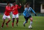 Meia Rafa Levis lamenta goleada, mas acredita em reação do Grêmio: "Tentar fazer o resultado"