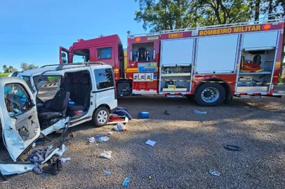 Acidente envolvendo quatro veículos deixa uma pessoa morta no noroeste do estado<!-- NICAID(15841087) -->