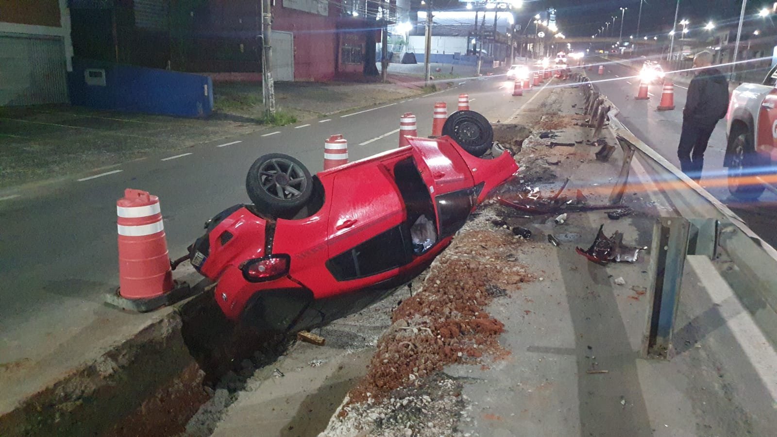 Madrugada teve pelo menos quatro capotamentos na Regi&atilde;o Metropolitana