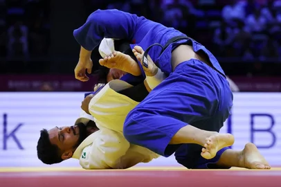 Leonardo Gonçalves, Huang Fuchun Huang , judô