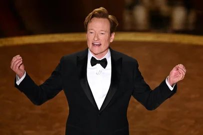 97th Academy Awards - ShowUS comedian and host Conan O'Brien speaks onstage during the 97th Annual Academy Awards at the Dolby Theatre in Hollywood, California on March 2, 2025. (Photo by Patrick T. Fallon / AFP)Editoria: ACELocal: HollywoodIndexador: PATRICK T. FALLONSecao: celebrityFonte: AFPFotógrafo: STF<!-- NICAID(15987398) -->