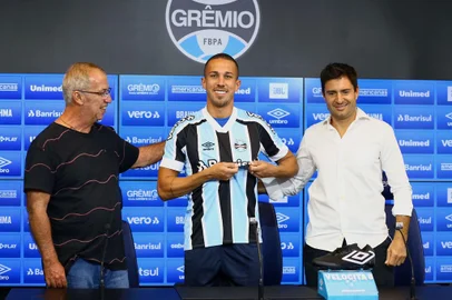 ***EM BAIXA***PORTO ALEGRE, RS, BRASIL,  11/01/2021- Apresentação do jogador do Grêmio, Nicolas. Foto: Lucas Uebel/ Grêmio /Divulgação<!-- NICAID(14987119) -->