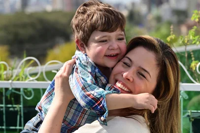 Melissa (D) decidiu doar um pedaço do fígado para o sobrinho, o pequeno Thales Indexador: TADEU_VILANI<!-- NICAID(15875901) -->