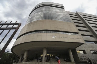 PORTO ALEGRE, RS, BRASIL, 24.01.2018. Fim do julgamento do ex-presidente Luiz Inácio Lula da Silva no TRF4.Foto: André Ávila/Agência RBSIndexador: Andre Avila<!-- NICAID(13381615) -->