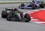 Hamilton vai se reunir com chefe da Mercedes para discutir futuro na equipe