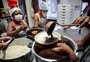 Com doações em queda e fome em alta, ONGs lutam para reavivar a solidariedade