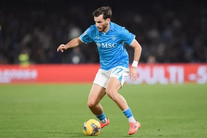 Kvaratskhelia, futebol, Napoli
