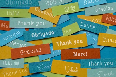 Obrigado em diferentes idiomas. Foto:  Song_about_summer/stock.adobe.comFonte: 1104379062<!-- NICAID(16061386) -->