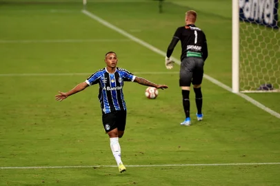 PORTO ALEGRE, RS, BRASIL - 19/03/2021 - Grêmio e Aimoré, na Arena do Grêmio, partida válida pelo Gauchão 2021. Foto: André Ávila/Agência RBS<!-- NICAID(14739683) -->