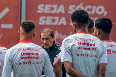 Leandro Monks / Inter/Divulgação Ramón Díaz em treino do Inter<!-- NICAID(16145636) -->
