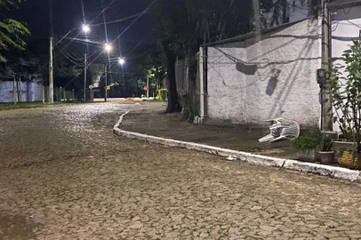 Homem é morto após discussão com vizinho na zona norte de Porto Alegre<!-- NICAID(15365220) -->