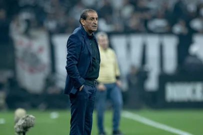 Estreia de Ramón Díaz como técnico do Corinthians no jogo Corinthians e Criciúma pelo brasileirão<!-- NICAID(15817586) -->