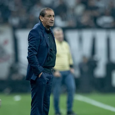 Estreia de Ramón Díaz como técnico do Corinthians no jogo Corinthians e Criciúma pelo brasileirão<!-- NICAID(15817586) -->
