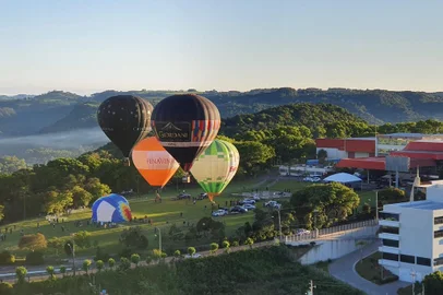 Festival de Balonismo Bento<!-- NICAID(15197216) -->