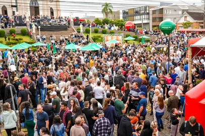 5º Festival do Grostoli se encerrou neste domingo, em Garibaldi.<!-- NICAID(16264376) -->