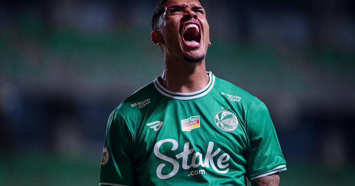 Em jogo emocionante, Juventude marca no fim, vence o Atlético-MG e se afasta da zona de rebaixamento | Pioneiro