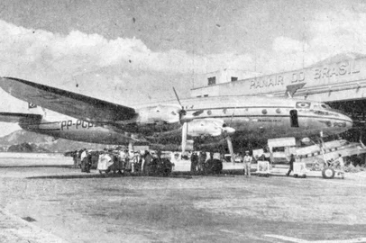 Avião da Panair que bateu em Sapucaia do Sul, Morro do Chapéu, em 1950.Foto de março de 1949, quando o Constellation começou a rota Rio - POA.<!-- NICAID(16082223) -->