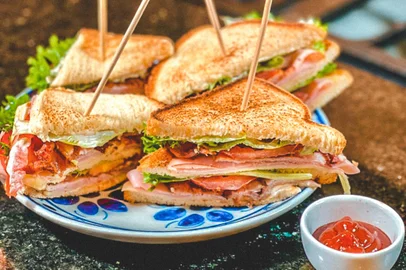 destemperados, club sandwich, baita sábado, lela zaniol, receitas, sanduíche<!-- NICAID(15902289) -->