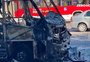Ônibus pega fogo na Avenida Cavalhada, em Porto Alegre