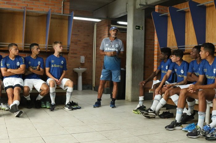 Grêmio anuncia lista de jogadores inscritos na Copa São Paulo