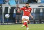 Roger cita ajustes entre os pontas como fator-chave para equilibrar Gre-Nal