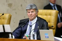 Luiz Fux<!-- NICAID(16364480) -->