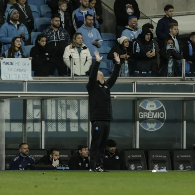 PORTO ALEGRE, RS, BRASIL, 12-06-2025: Grêmio recebe Corinthians pela 12ª rodada do Campeonato Brasileiro 2025, na Arena Porto-Alegrense. O tricolor vem de duas vitórias seguidas no campeonato e busca manter o bom momento na véspera da parada para o Mundial de Clubes. Foto: André Ávila/Agência RBSIndexador: Andre Avila<!-- NICAID(16058603) -->