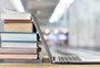 Governo de SC faz lista de livros proibidos em escolas e ordena que saiam de circulação