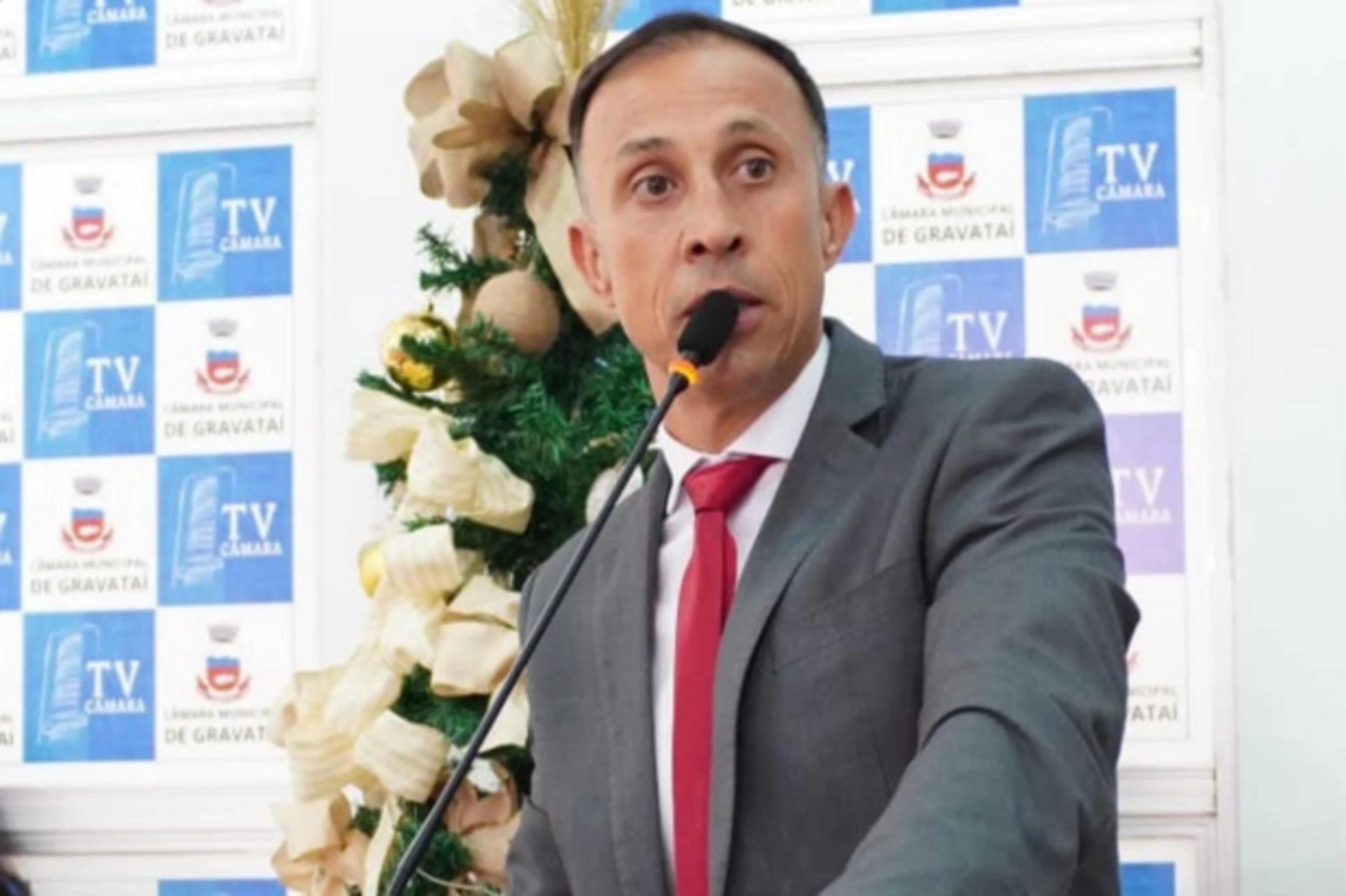 Instagram @clebesoficial/Divulgação