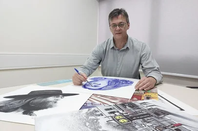 Conheça Isaías Klein, o artista de Passo Fundo que cria arte com caneta esferográfica para para todo o mundo<!-- NICAID(15605444) -->