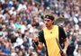 Tsitsipas passa sem sustos à segunda rodada de Roland Garros
