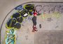 Manobras na pista de skate e banho de mar: como uma patinadora curte os dias de verão no litoral do RS