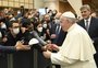 Jovem de Flores da Cunha relembra momento em que ganhou solidéu do papa Francisco: “Uma experiência incrível”