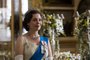 Olivia Colman como Rainha Elizabeth II na terceira temporada de The Crown<!-- NICAID(14321568) -->