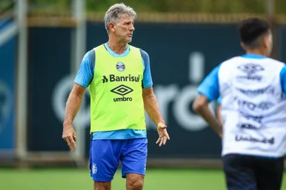 Renato no treino do Grêmio