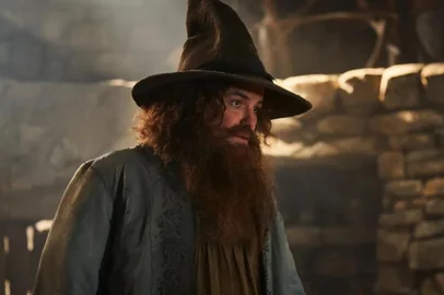 Rory Kinnear é confirmado como Tom Bombadil em "O Senhor dos Anéis: Os Anéis do Poder".<!-- NICAID(15776248) -->