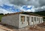Construção de casas temporárias a vítimas de enchentes chega a 20%