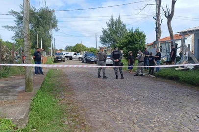 BALNEÁRIO PINHAL, RS, BRASIL - 14/02/2024 - Três homens são mortos a tiros no Litoral Norte. Crime aconteceu em Balneário Pinhal, na Praia do Magistério. FOTO: RÁDIO LIDER FM 98,1 / DIVULGAÇÃO<!-- NICAID(15678691) -->