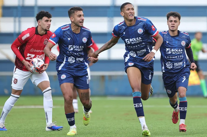 Álvaro Bueno / Gramadense,Divulgação